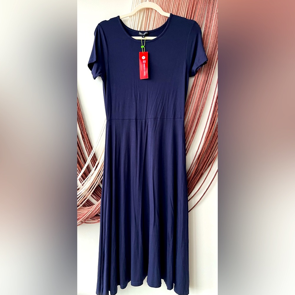 NWT Navy Dress Size Small